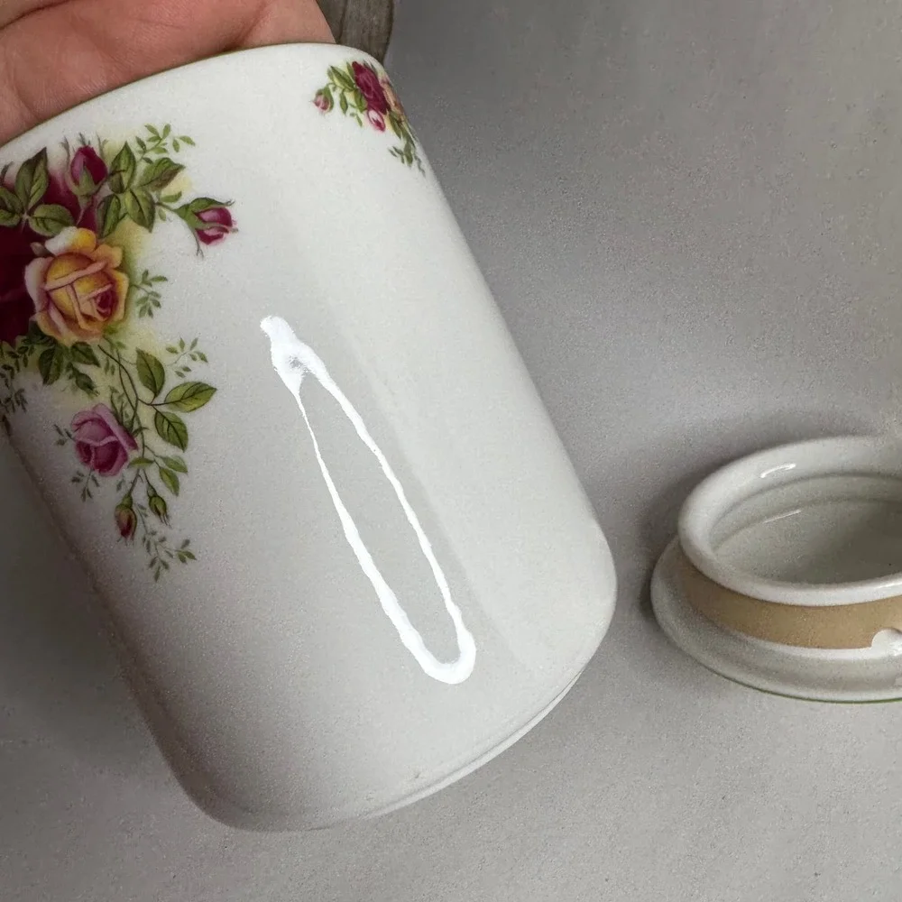Royal Albert‎ Old Country Roses Ceramic Canister Jar with Lid Floral Green Trim
